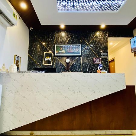 Hotel Hollywood - Family Hotel Zirakpur Exterior foto