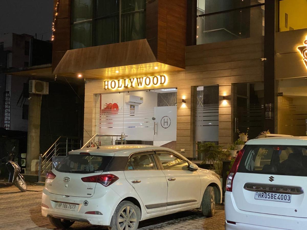 Hotel Hollywood - Family Hotel Zirakpur Exterior foto